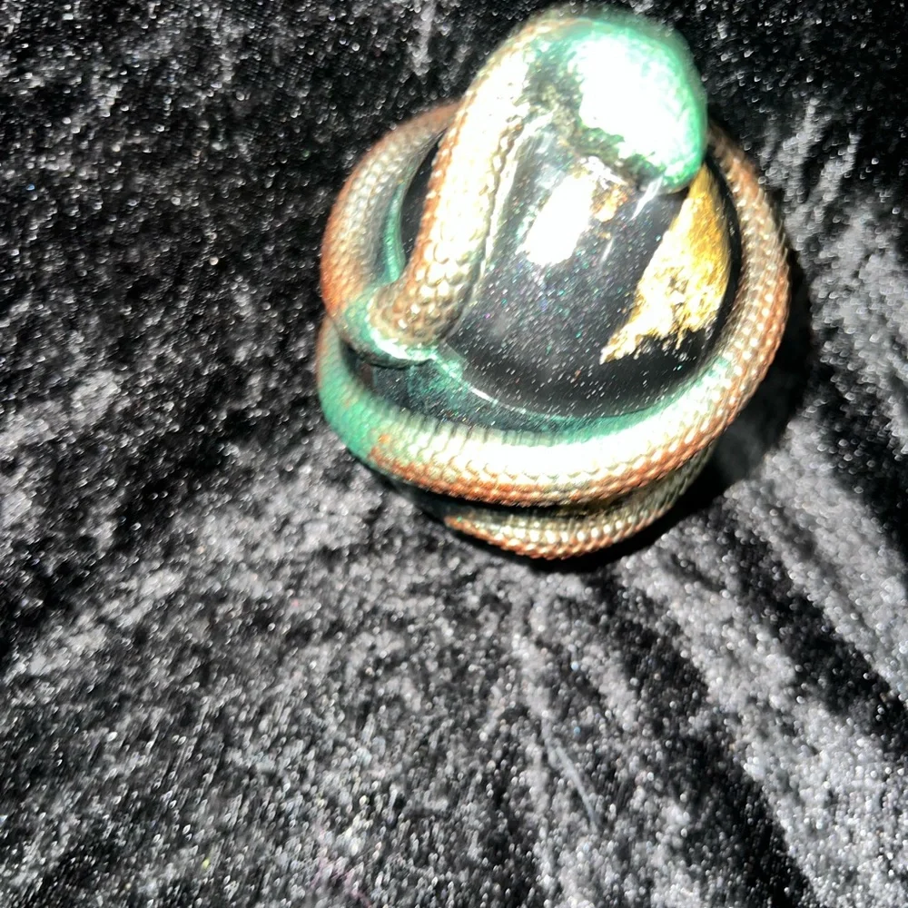AFRICAN PRIDE - Unique Snake Egg Containers: Elevate Your Space with Royalty!